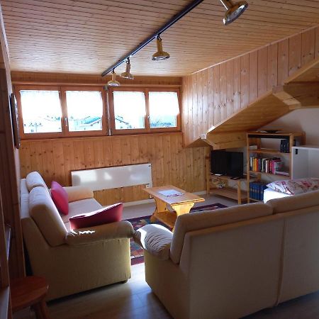 Confortevole Mansarda Di Montagna Poschiavo Exterior foto
