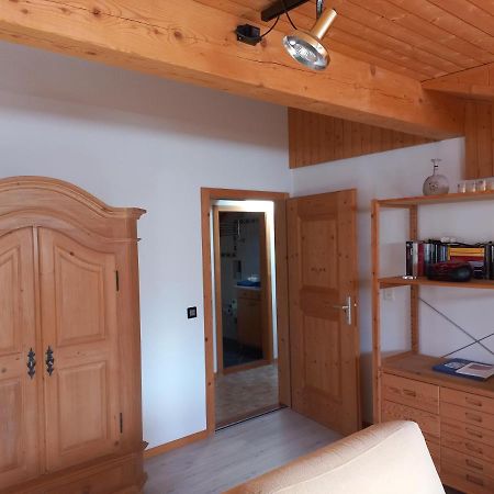Confortevole Mansarda Di Montagna Poschiavo Exterior foto