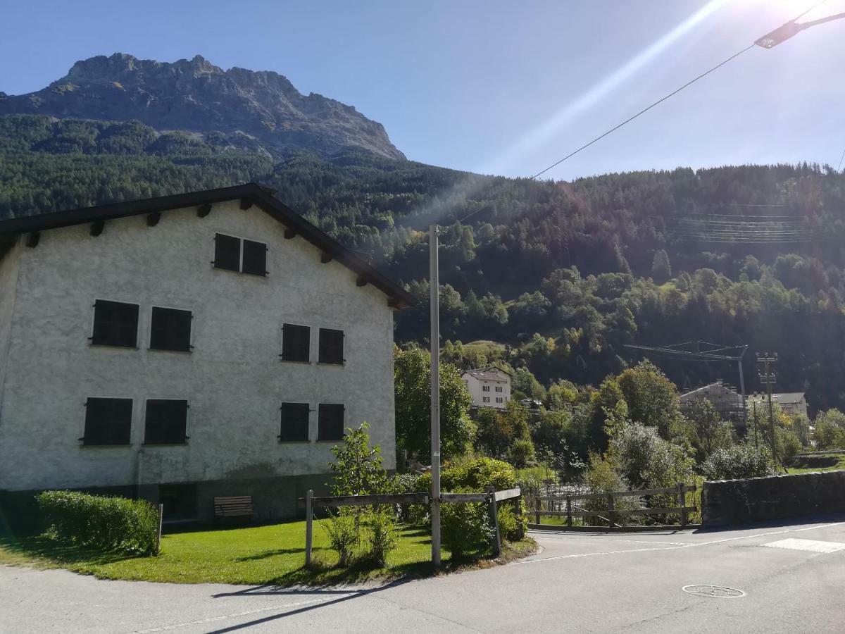 Confortevole Mansarda Di Montagna Poschiavo Exterior foto