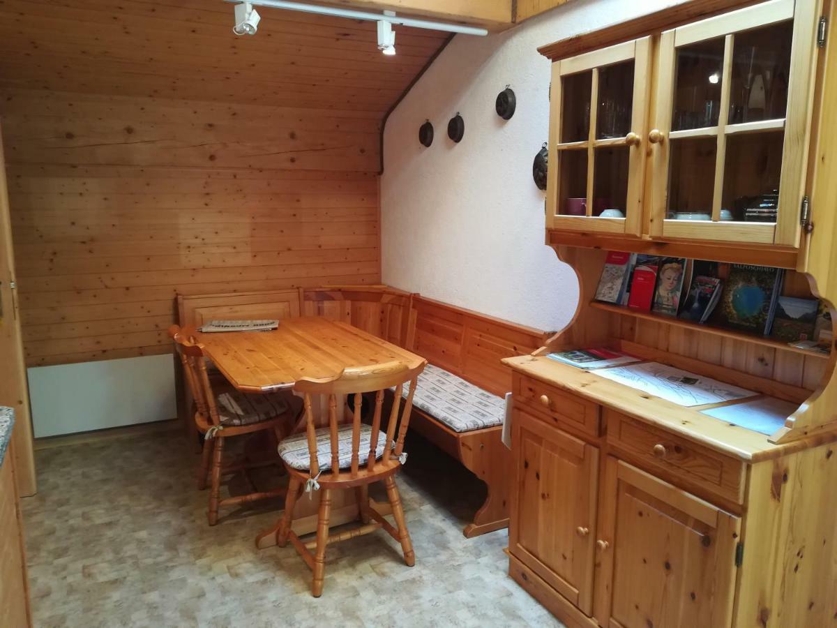 Confortevole Mansarda Di Montagna Poschiavo Exterior foto